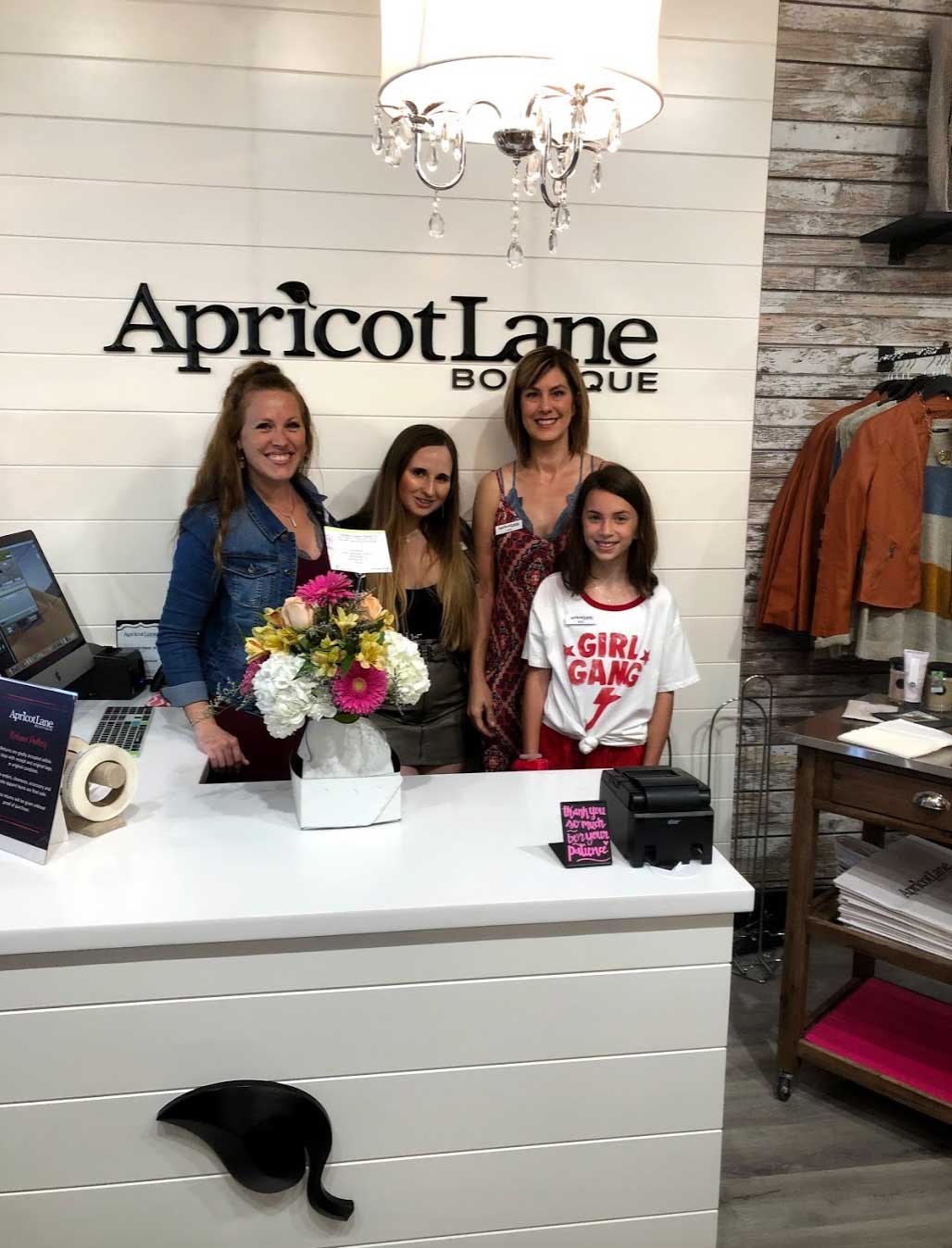 Boutique Photos Fashion Boutique Franchise Opportunity Apricot Lane Boutique Franchise