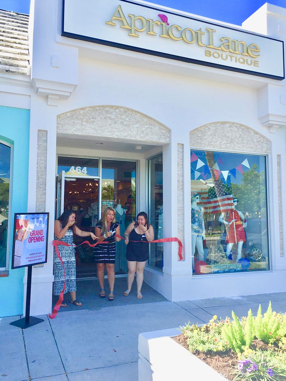 Boutique Photos Fashion Boutique Franchise Opportunity Apricot Lane Boutique Franchise