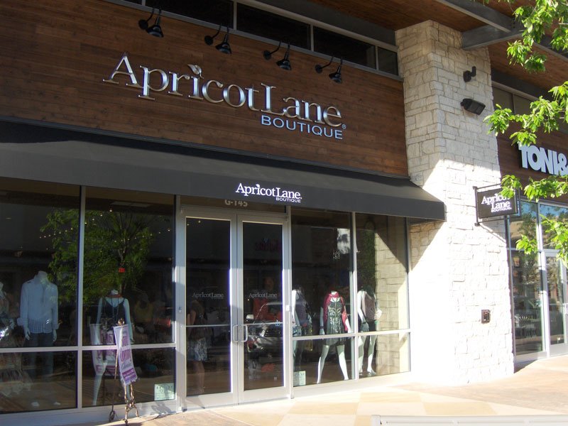 Boutique Photos Fashion Boutique Franchise Opportunity Apricot Lane Boutique Franchise